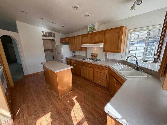 5th image of 8301 Mission Gorge Rd Space 32