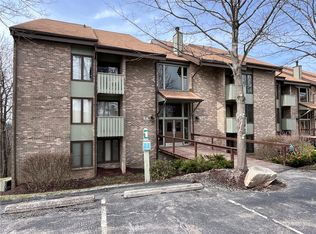 8A2 Mountain Villas Dr, Champion, PA 15622