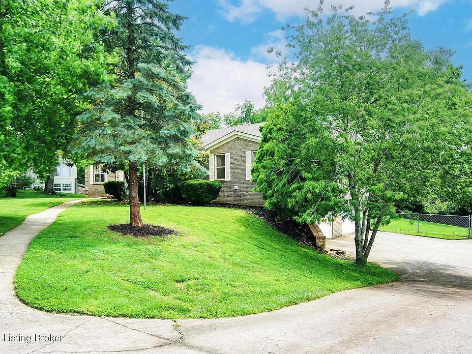 1st image of 1704 Grange Dr