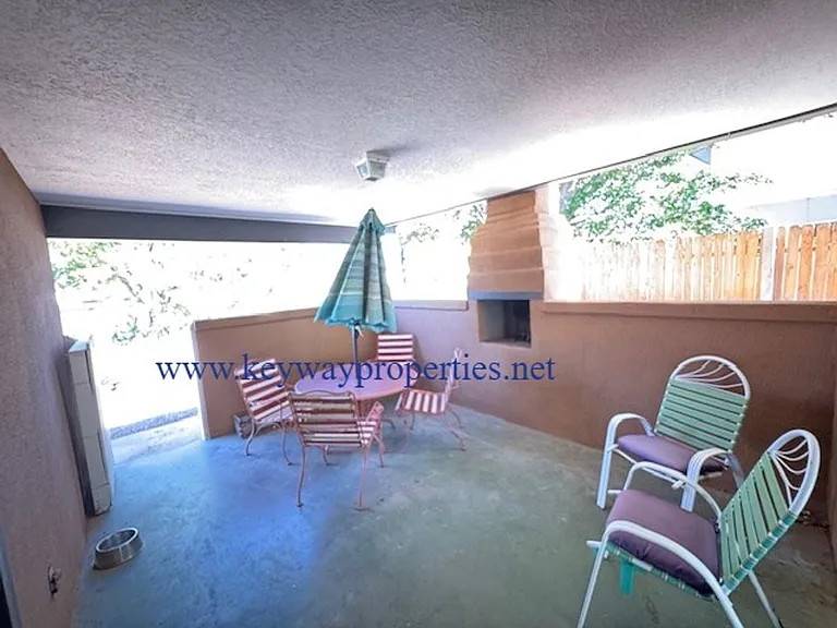 3705 Chapala Dr NE — Photo 19