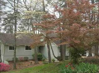300 Sassafras Dr, Taylors, SC 29687
