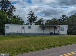 107 Deerfield Dr, Manns Choice, PA 15550