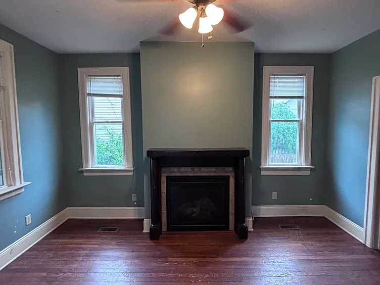 132 Clinton St — Photo 8