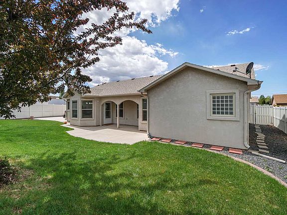 4th image of 280 Gill Creek Ct