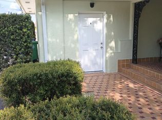 2714 W Saint John St, Tampa, FL 33607