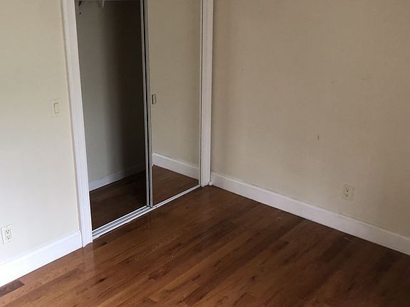 2nd image of 2565 36th St APT 4F
