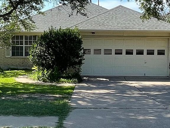 3rd image of 1505 Cedar Hills Blvd