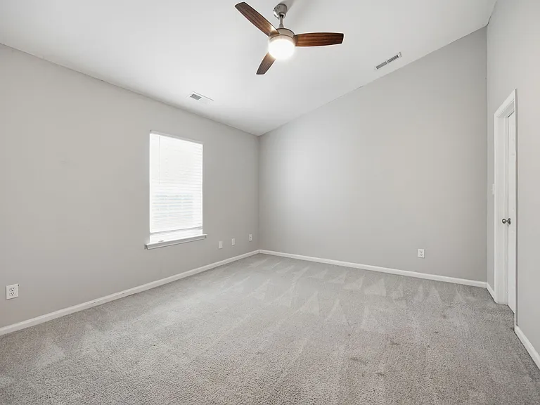 3670 Essex Pond Quay — Photo 11