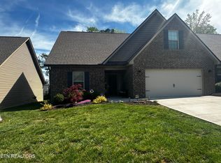7360 Willow Path Ln, Knoxville, TN 37918