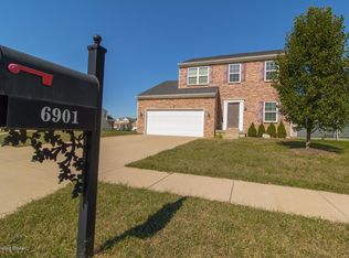 6901 Bischoff Farm Dr, Louisville, KY 40218