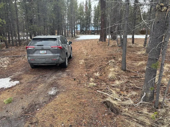 17123 Spring River Rd #14, Bend, OR 97707