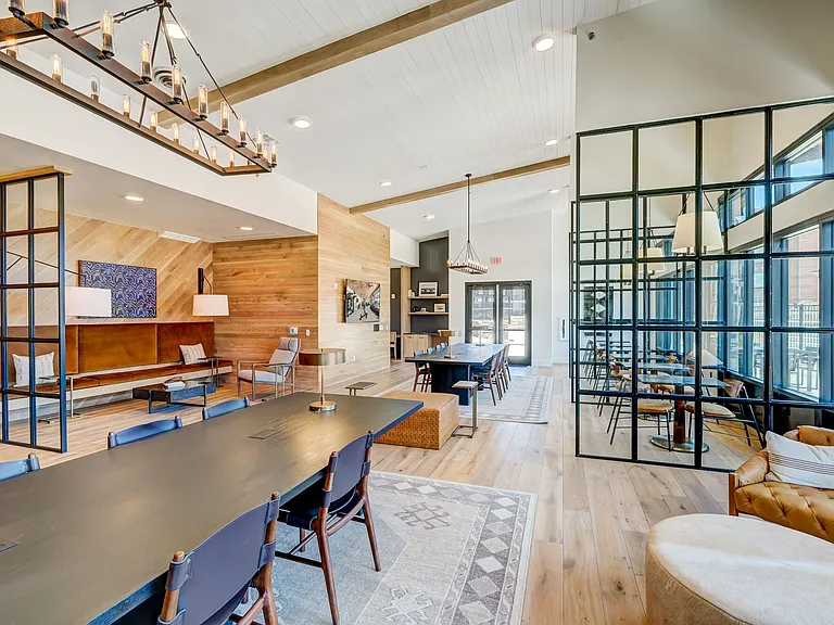 The Taylor at Greenway — Photo 14