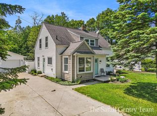 941 Moreland St, Grand Haven, MI 49417