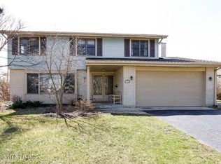 736 S Stuart Ln, Palatine, IL