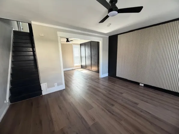 202 Sparks St, Philadelphia, PA 19120