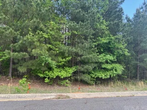 12 S Oak Ln, El Dorado, AR 71730