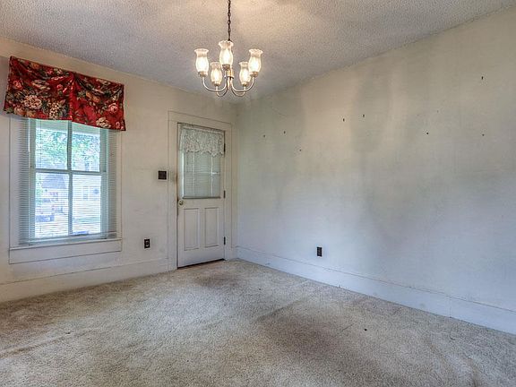 5th image of 111 Avenue F