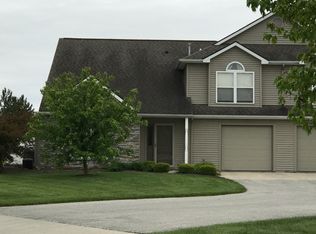 10125 Oak Trail Rd, Fort Wayne, IN 46825