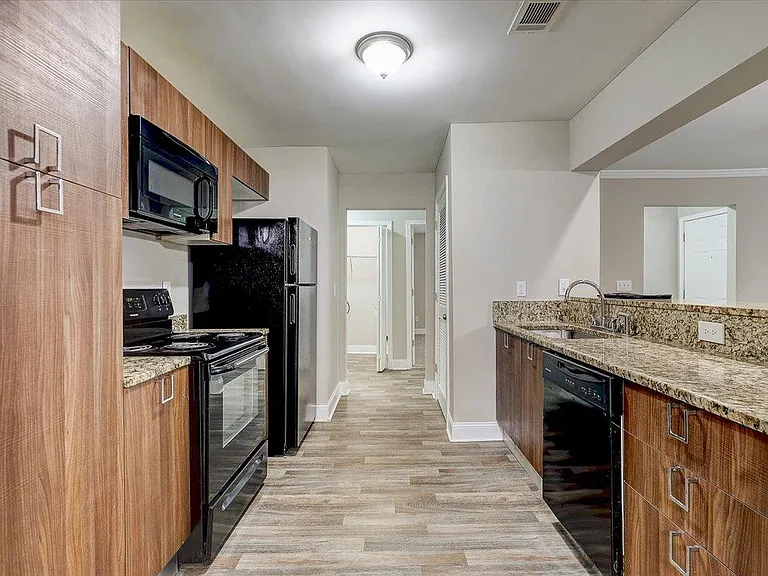 3681 Pavilion Point — Photo 8