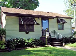 1414 Monroe Ave, Racine, WI 53405