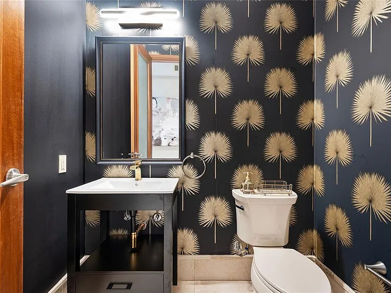 500 Plantation Village Dr #3-208 — Photo 18