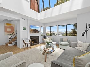 30 Lighthouse St #1, Marina Del Rey, CA 90292
