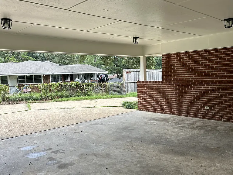 511 Pinehill Rd — Photo 18