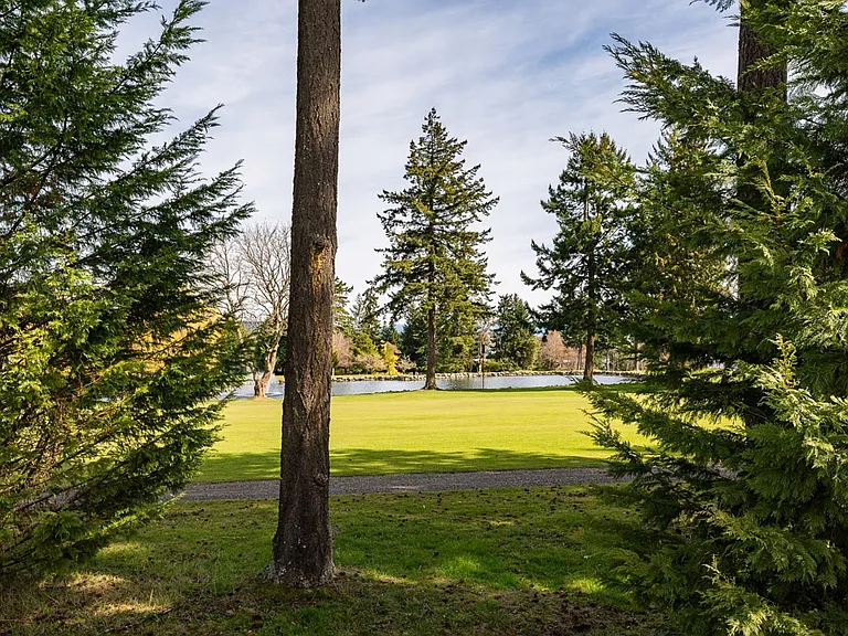 2600 Highland Blvd — Photo 17