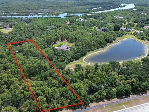 580 N River Rd, Venice, FL 34293