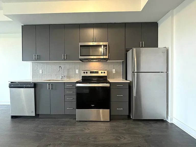 3200 William Coltson Ave #1304 — Photo 2
