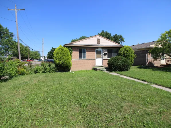 34740 Beaconsfield St, Clinton Township, MI 48035