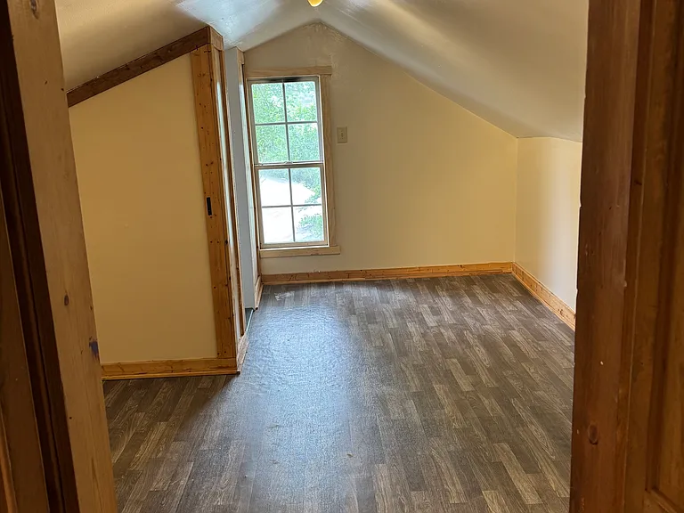 429 Fairmont Ave — Photo 10