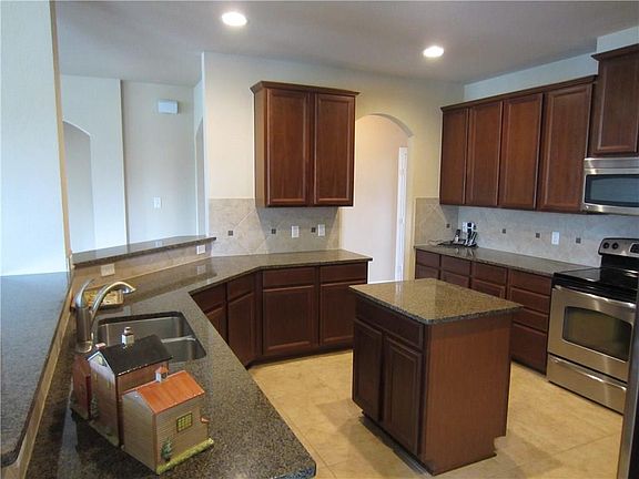 5th image of 2300 Prescott Downs Dr