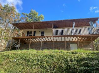 105 Highland Ave, Richlands, VA