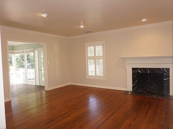 3rd image of 3800 Ortega Blvd