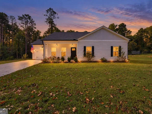 662 Grove St, Barnesville, GA 30223
