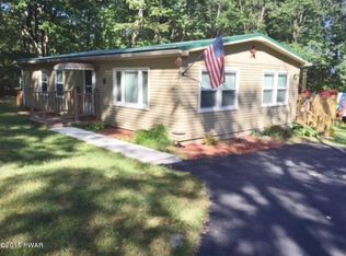 140 Palmetto Dr, Milford, PA 18337