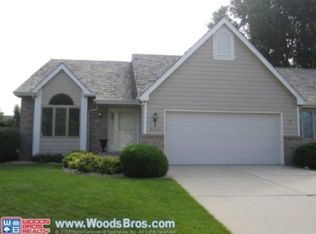 2813 Lakewood Cir #5, Grand Island, NE 68801