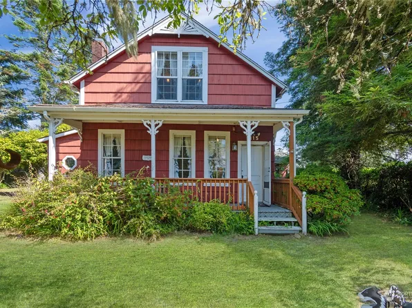 1115 43rd Place, Seaview, WA 98644