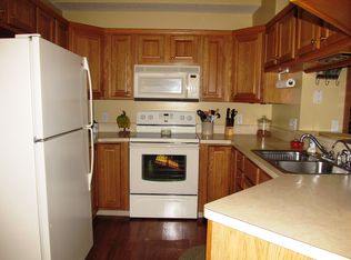 320 Virginia Ct, Pataskala, OH