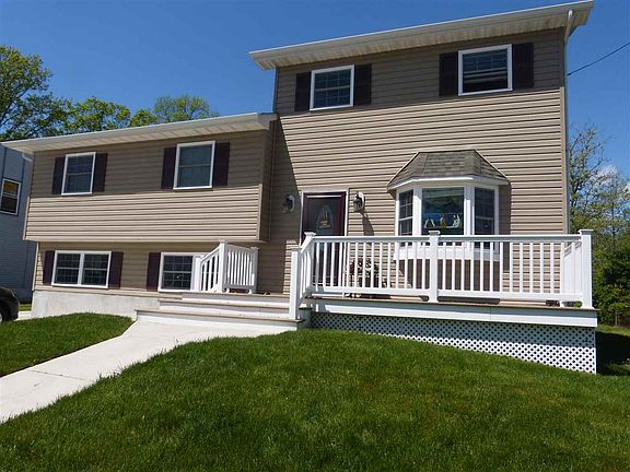 2nd image of 89 Beachhurst Dr