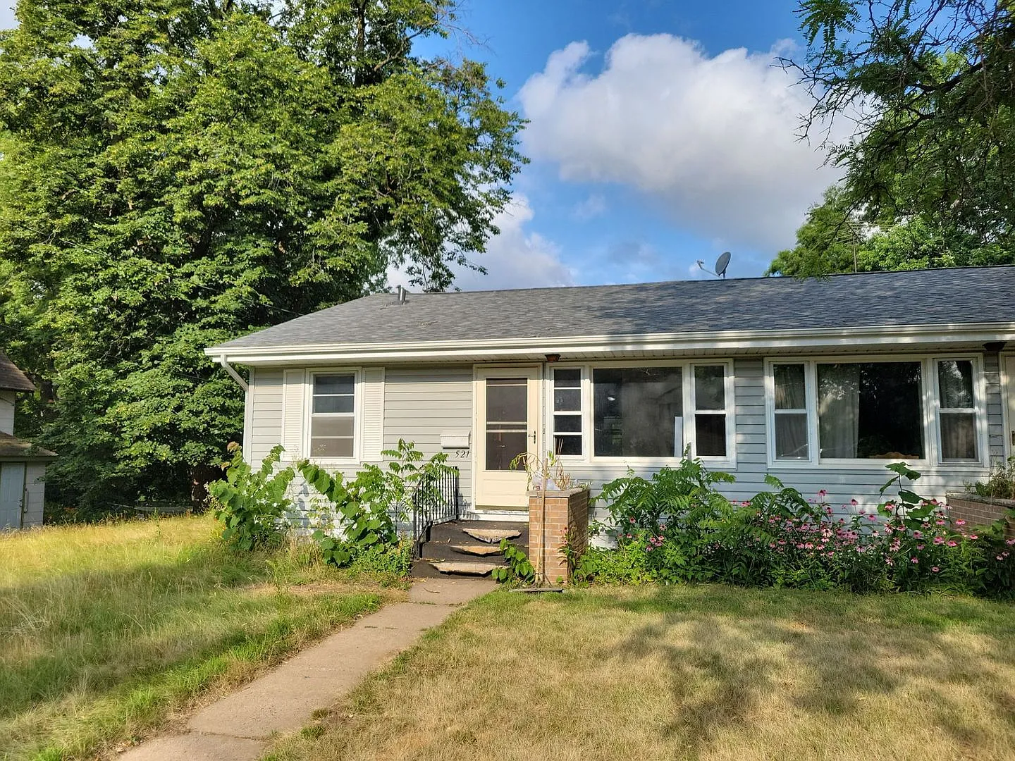 2 Bedroom Duplex — Photo 2