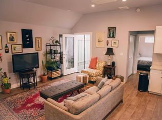 1157 S Longwood Ave, Los Angeles, CA 90019