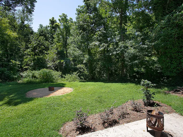 433A Northside Dr — Photo 20