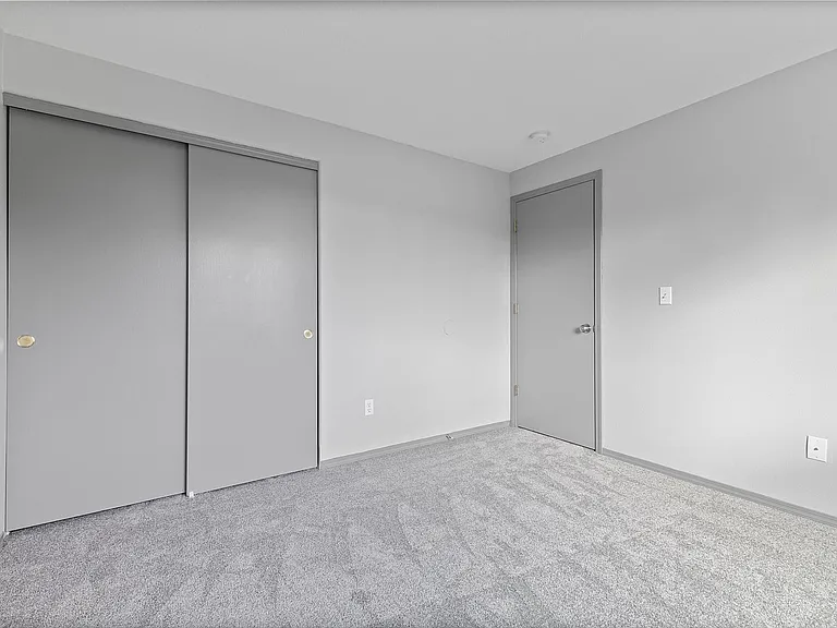 Garden Apartments — Photo 11