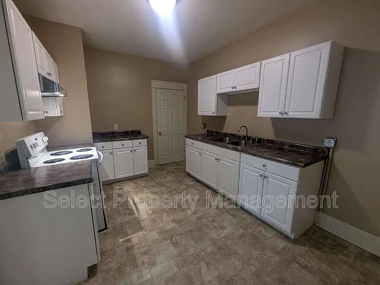 347 W Williams St — Photo 9