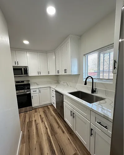 1303 Missouri St Photo 1