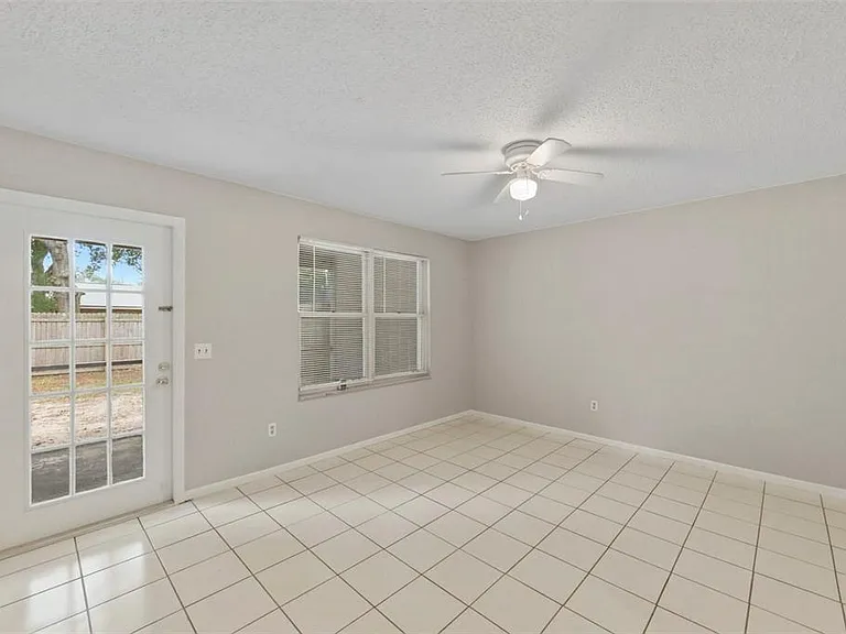 8124 Omaha Cir — Photo 18