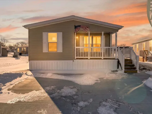 19 Palmer Dr, Sandusky, OH 44870