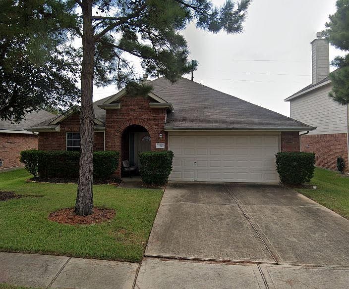 1st image of 11927 Piney Bend Dr